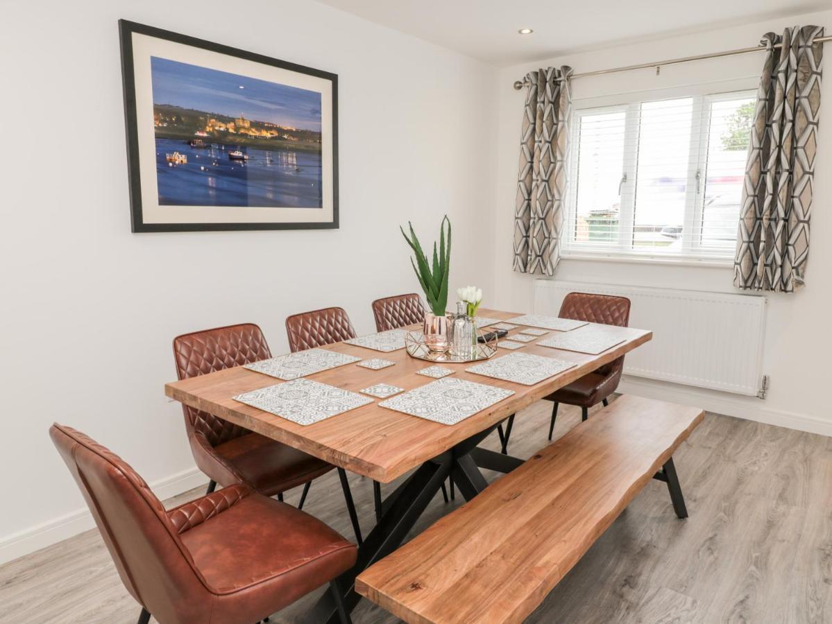 Amble Views Villa Morpeth Exterior photo